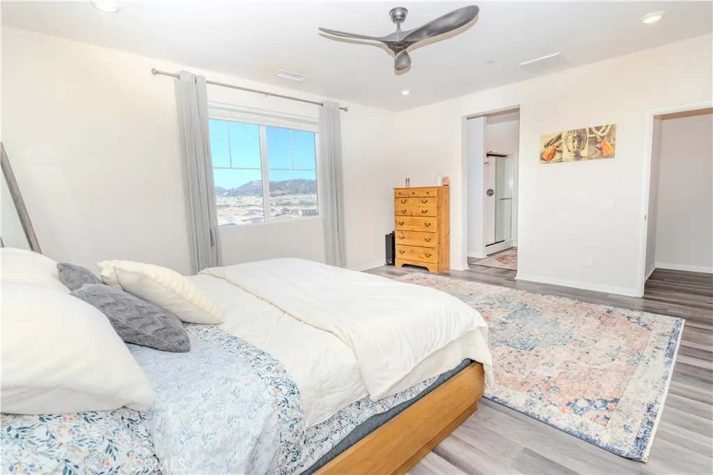 https://cdn.realtyfeed.com/cdn/127/306461146/70d62dfaccb6b3fd0bbf8f71ff32fd9c.webp