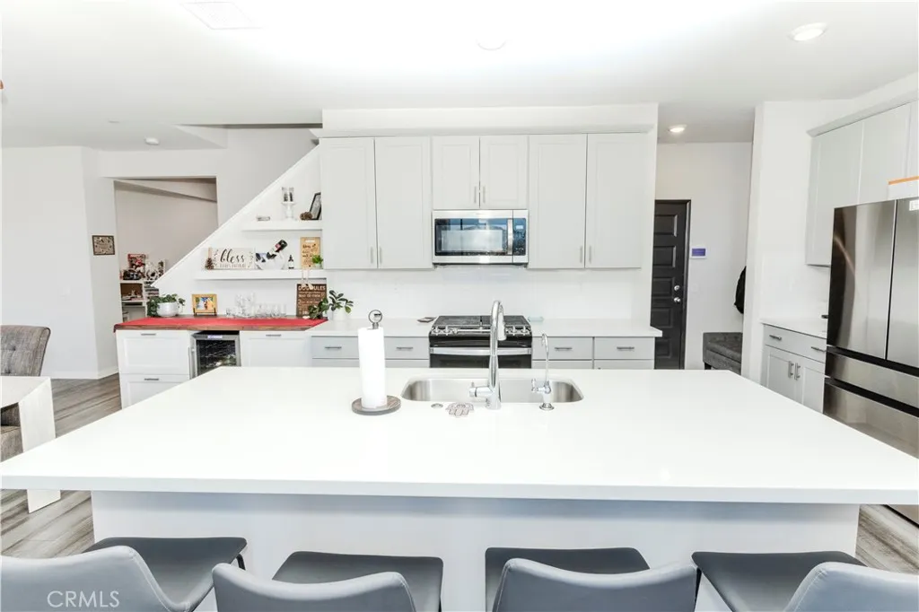 https://cdn.realtyfeed.com/cdn/127/306461146/d44c3a35bc84b19d76ad74cdd642bc5e.webp