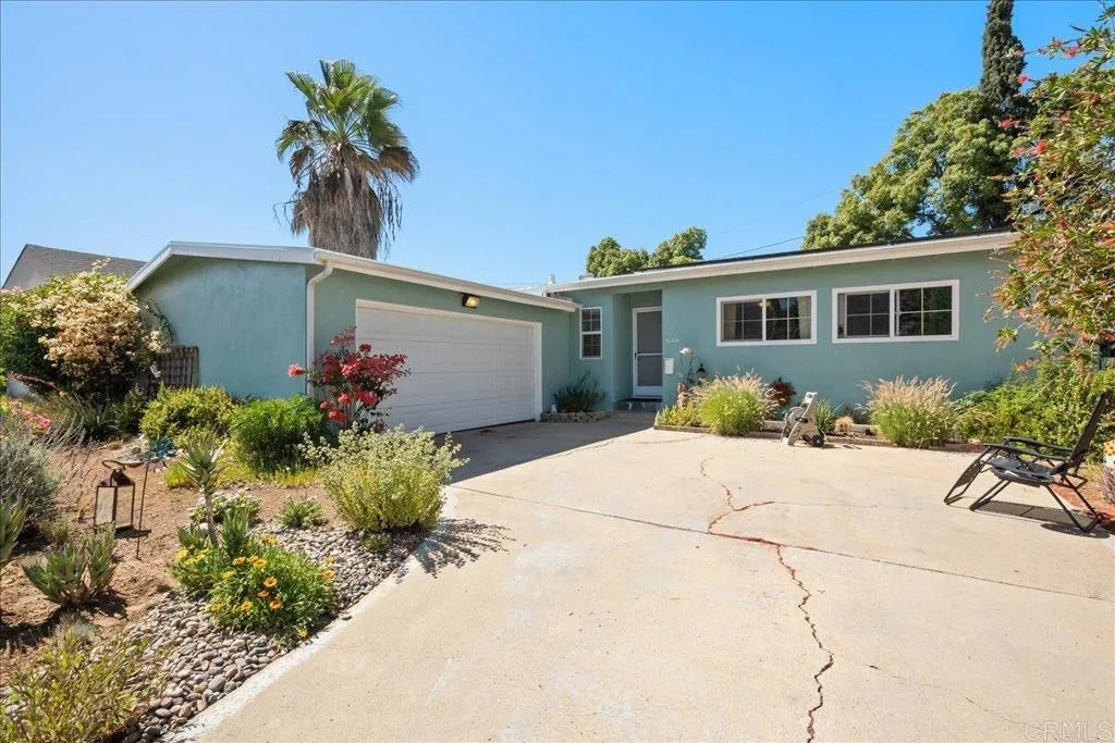 https://cdn.realtyfeed.com/cdn/127/306461215/0684a31074f7cf32a82235877094bd0a.webp