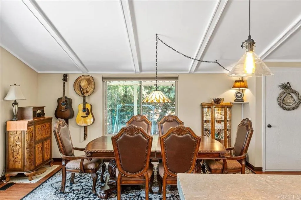 https://cdn.realtyfeed.com/cdn/127/306461224/79871414df81f221b8b3ffb8428420e5.webp