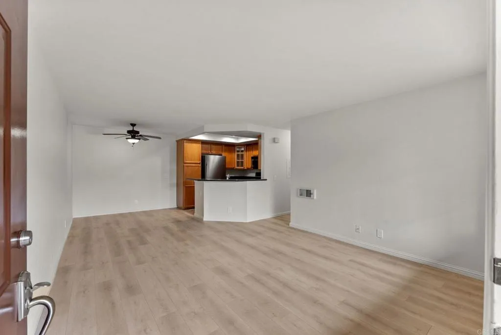 Photo #4: NDP2505602 Listing 