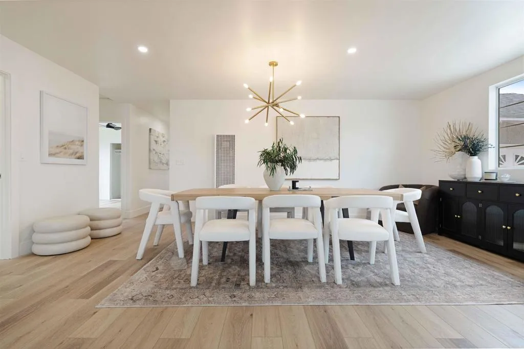 https://cdn.realtyfeed.com/cdn/127/306461308/2c681920266848f289f664f792ce292c.webp