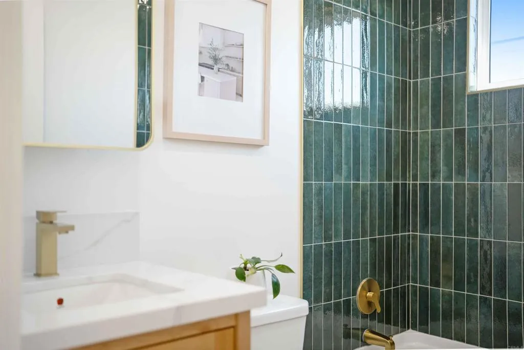 https://cdn.realtyfeed.com/cdn/127/306461308/2e39feb5330050f7542f86e9ddea271b.webp