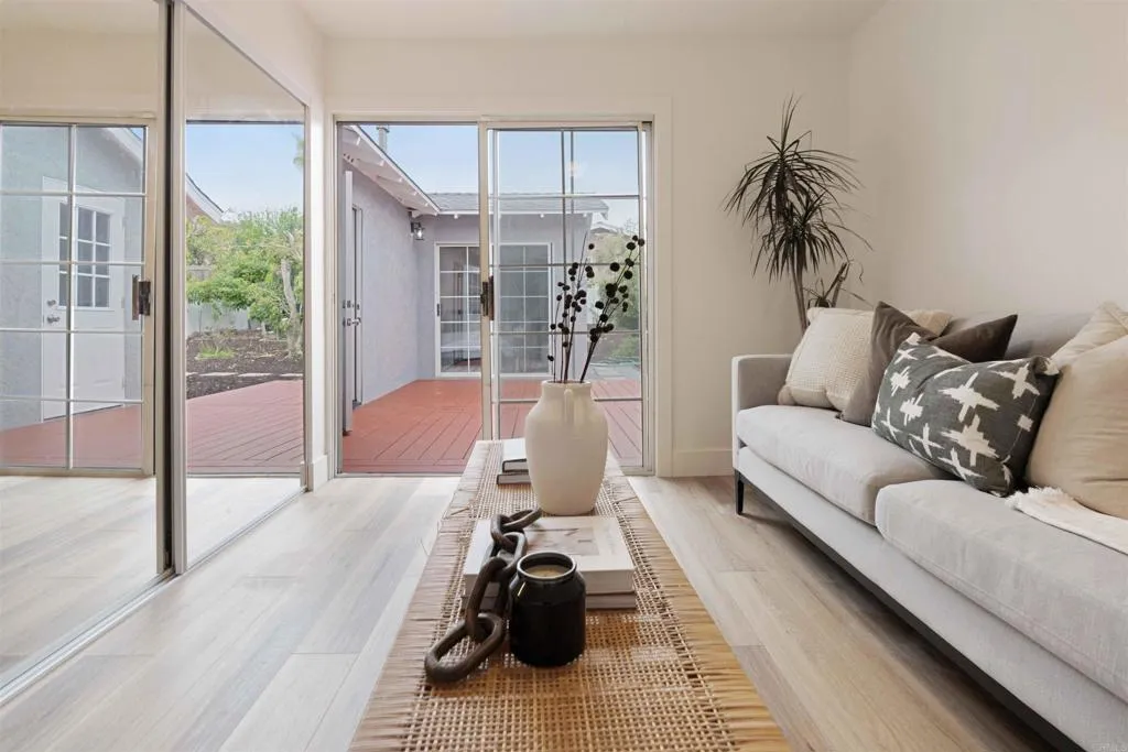 https://cdn.realtyfeed.com/cdn/127/306461308/958c58e77cb4a2abca8b51be2d8e5bb8.webp
