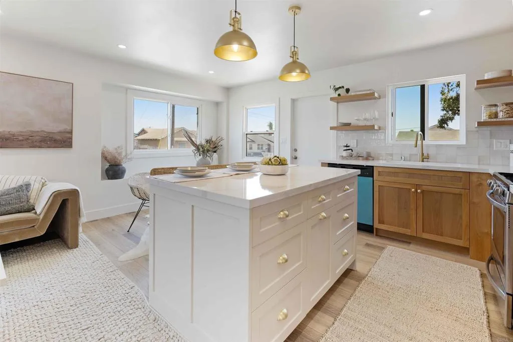https://cdn.realtyfeed.com/cdn/127/306461308/a40f0ef325a0022cabe0c6210d17f0fd.webp