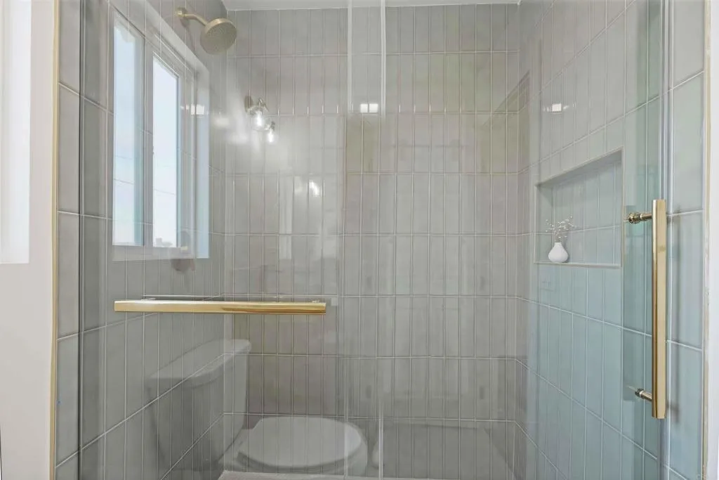 https://cdn.realtyfeed.com/cdn/127/306461308/cdbf8bf4fa8742bcb4434a3510f55f76.webp