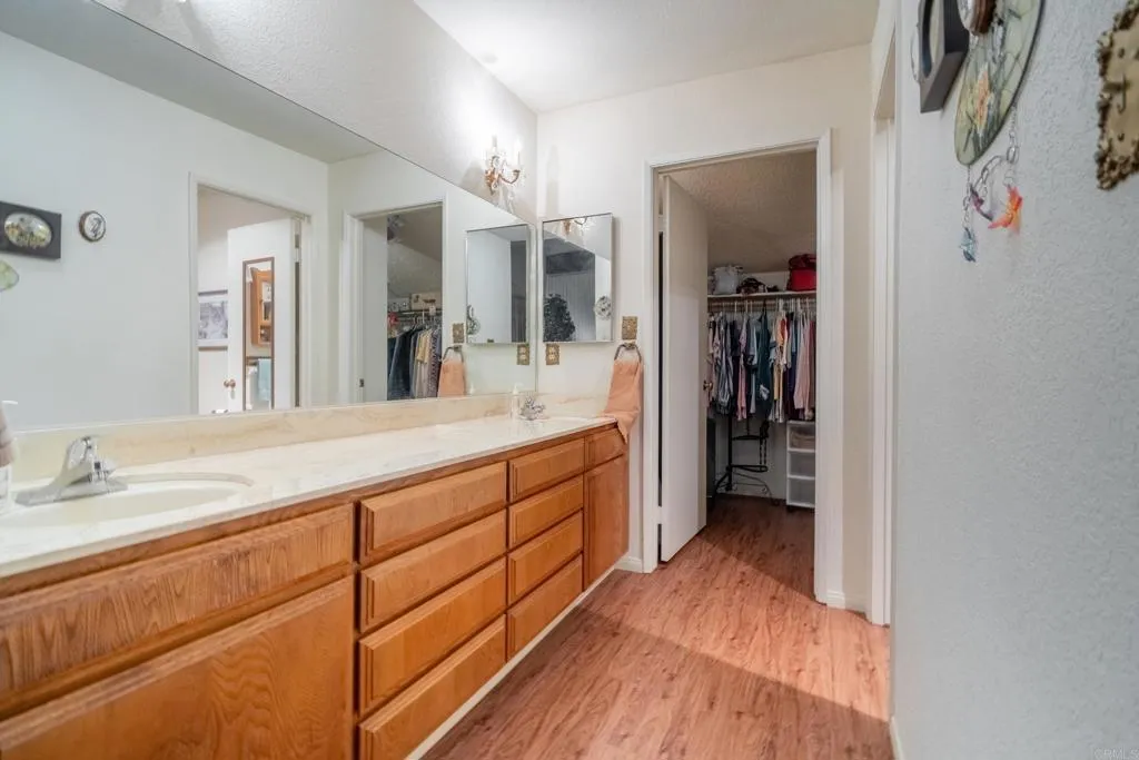 https://cdn.realtyfeed.com/cdn/127/306461348/3c39ff6e792edfa4741389280b7d2781.webp