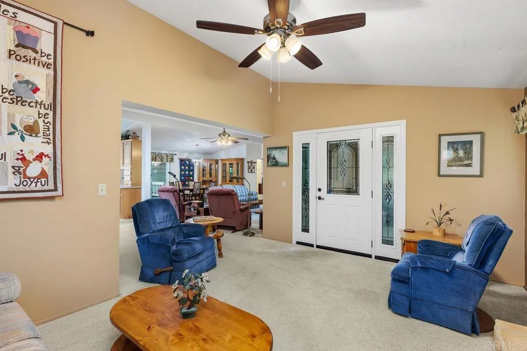 https://cdn.realtyfeed.com/cdn/127/306461483/51a2bfbbcdf43651480a0564d13558e2.webp