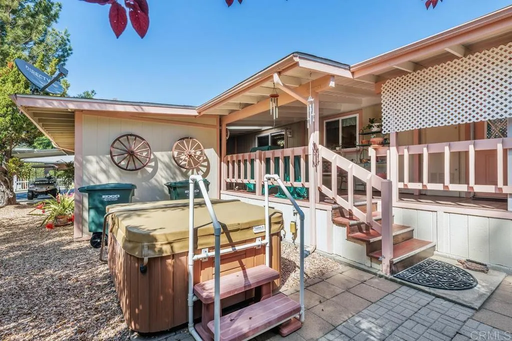 https://cdn.realtyfeed.com/cdn/127/306461483/aef999159bdad19c6b5f96ae8b9abdf3.webp