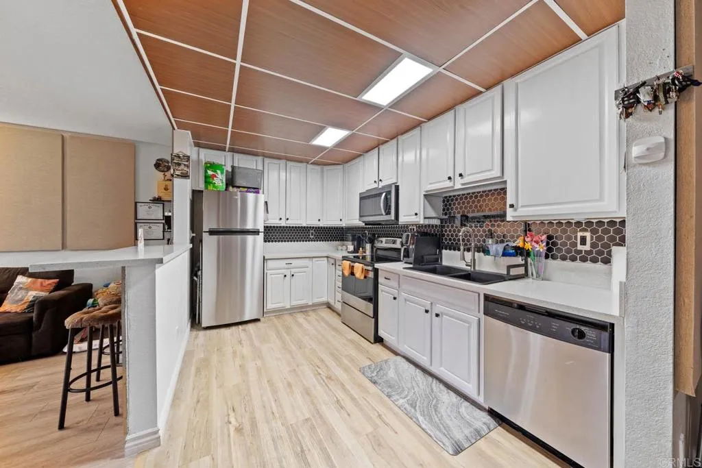 https://cdn.realtyfeed.com/cdn/127/306461489/308980b45f12d88ac87e914de4766d7e.webp