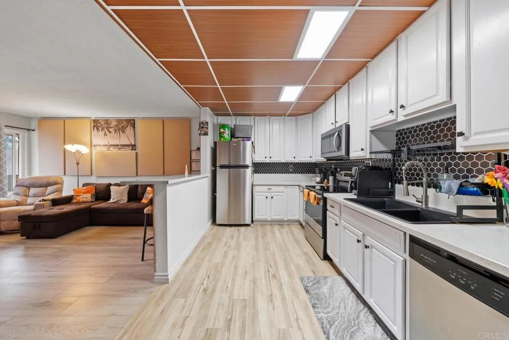 https://cdn.realtyfeed.com/cdn/127/306461489/95cd054c9223ac923848a690e9ccbf0c.webp