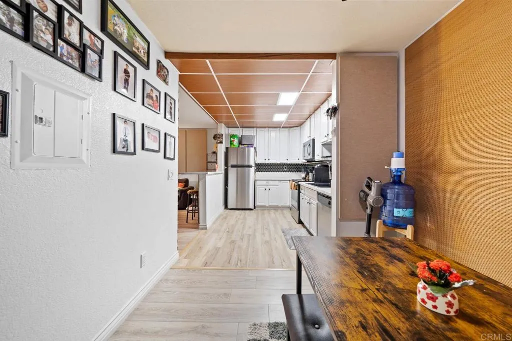https://cdn.realtyfeed.com/cdn/127/306461489/e3e4c5279073ad1371d443e42847d110.webp