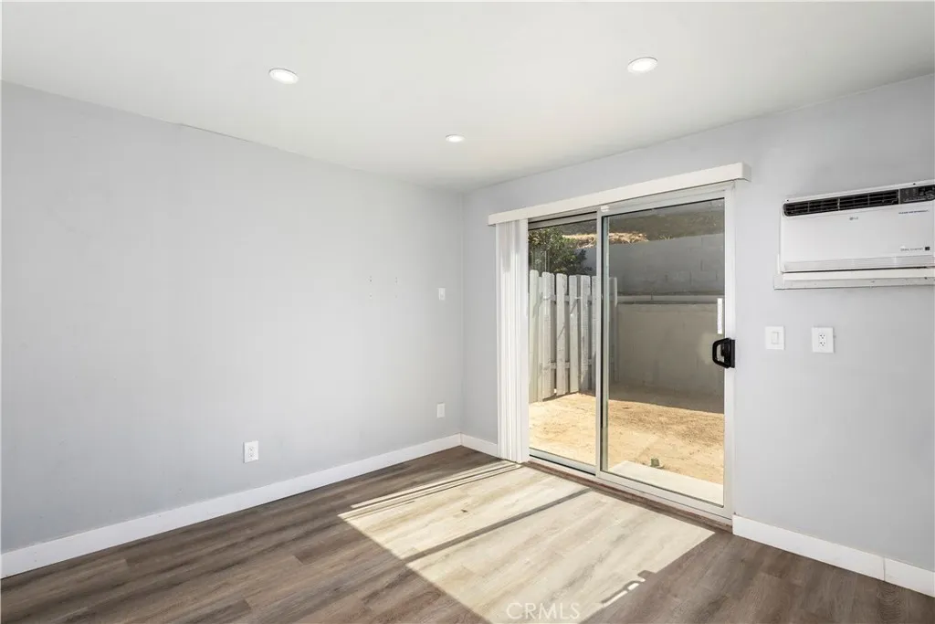 https://cdn.realtyfeed.com/cdn/127/306461531/353195978b8d0e8b4ba34de119b8720c.webp