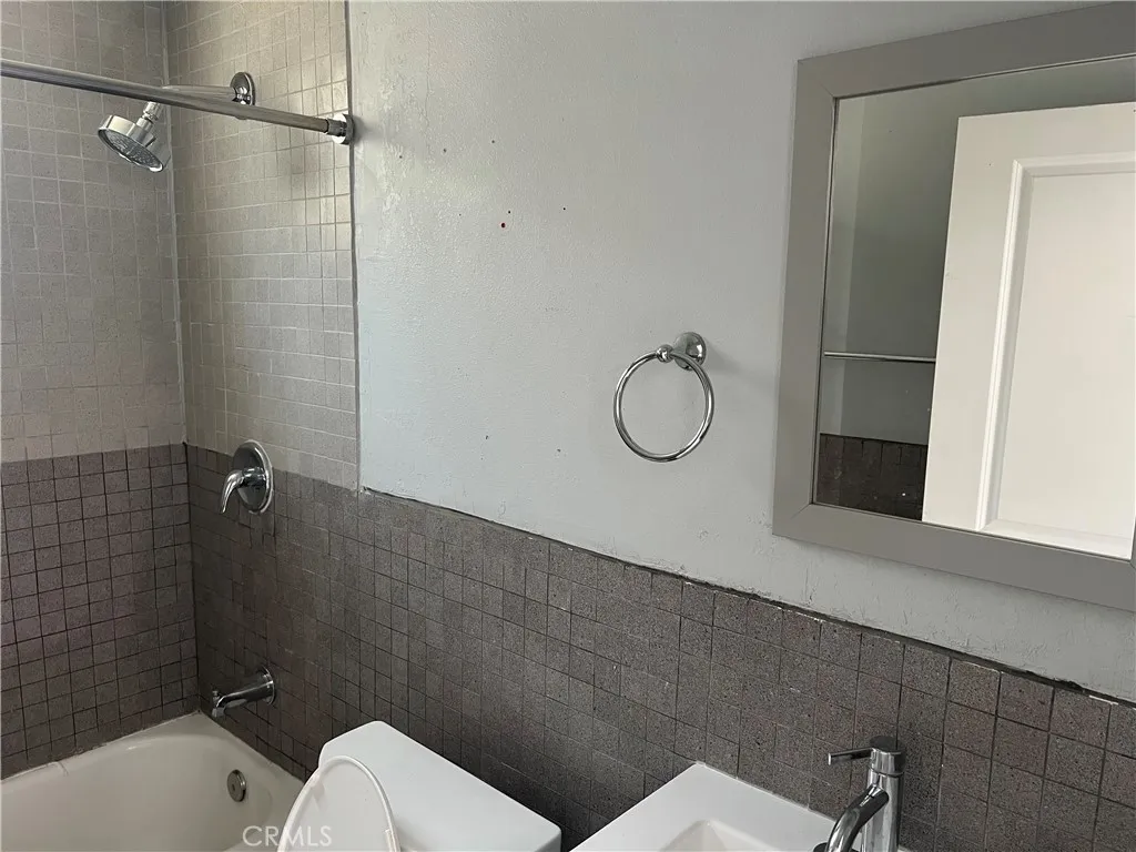 https://cdn.realtyfeed.com/cdn/127/306461531/8839794a48b0f1afb1373137d4cfc6b9.webp