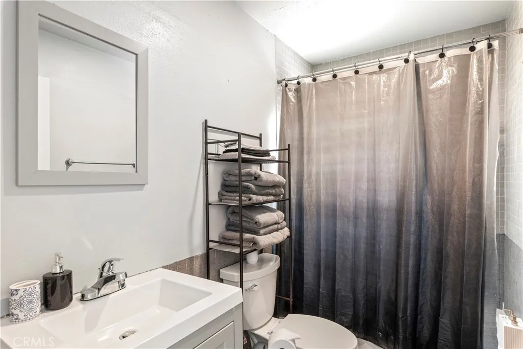 https://cdn.realtyfeed.com/cdn/127/306461531/cf74be14cf3489ce5d04aab710c3d0c1.webp