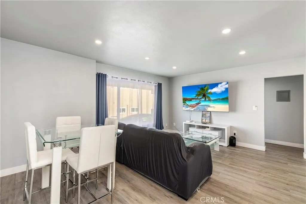 https://cdn.realtyfeed.com/cdn/127/306461531/db8337b2ce71699a5dc49012a41fe426.webp