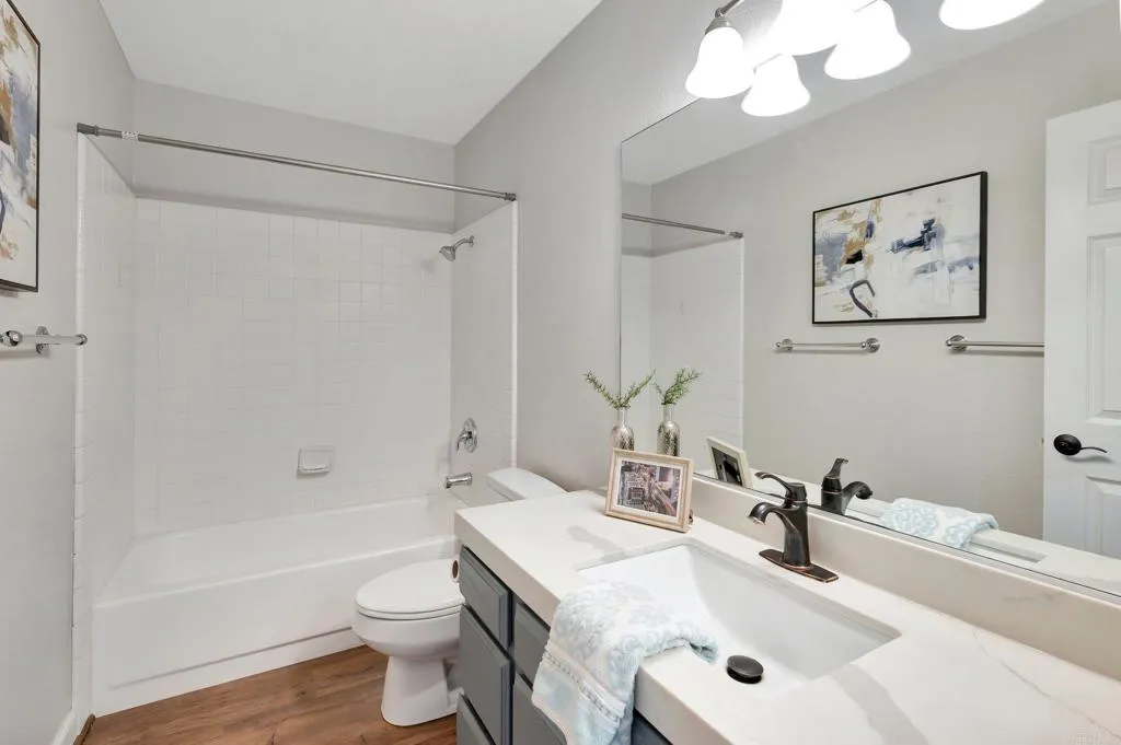 https://cdn.realtyfeed.com/cdn/127/306461532/68e5153bbe7a37346a895b4c75fa3f76.webp