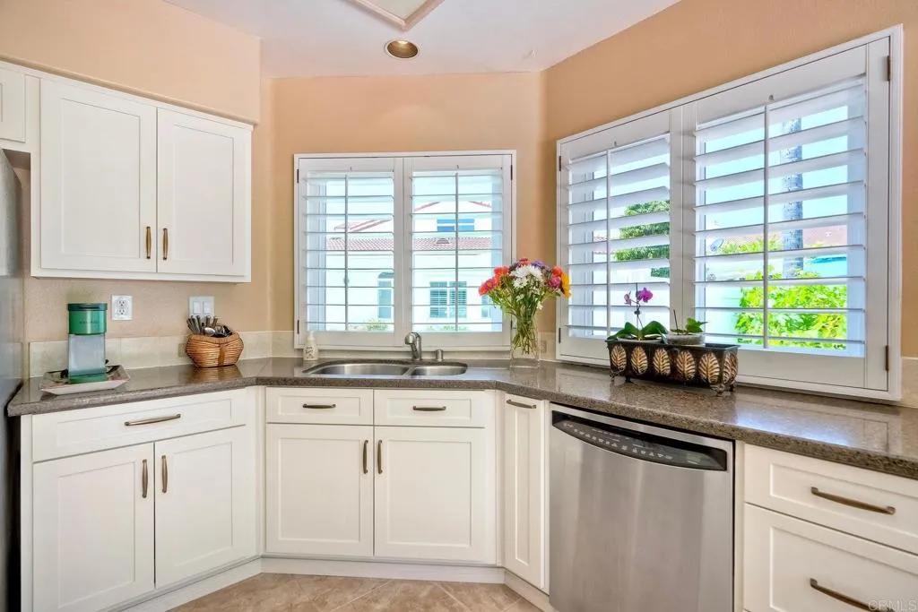 https://cdn.realtyfeed.com/cdn/127/306461550/0e3e532e5588af0ef94620d801afccfd.webp