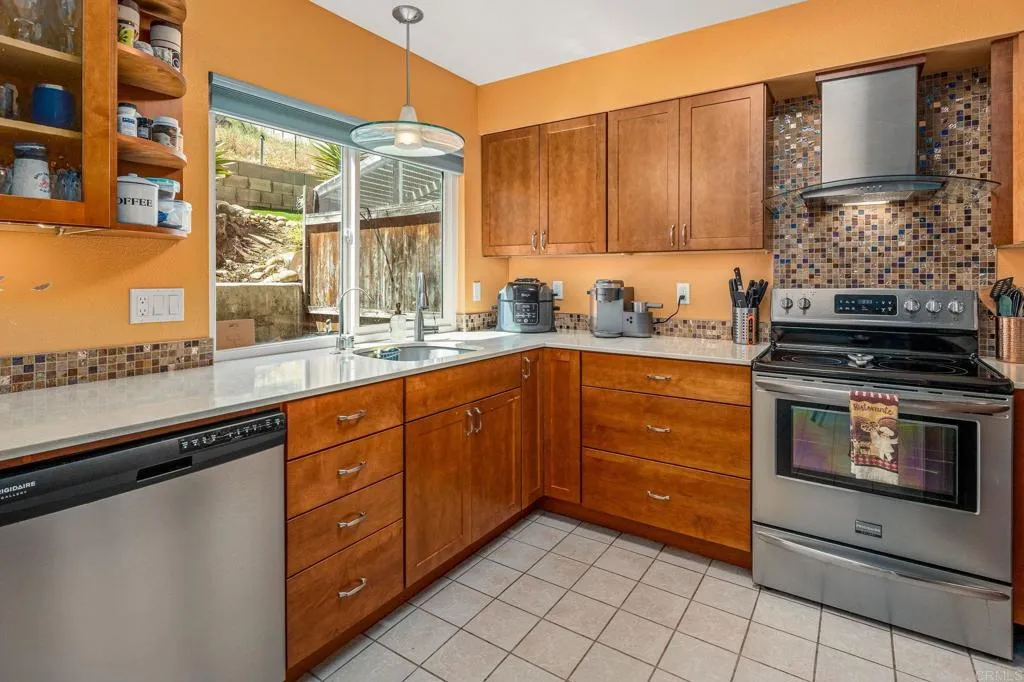 Photo #7: PTP2504252 Listing: Photo #7