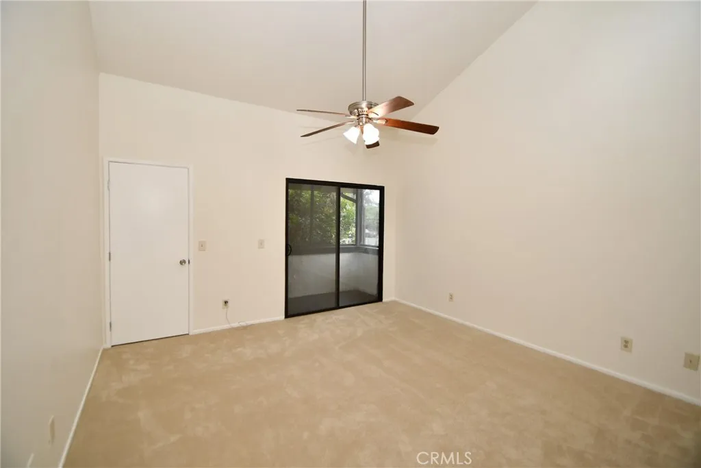 Photo #12: SB25128114 Listing: Photo #12