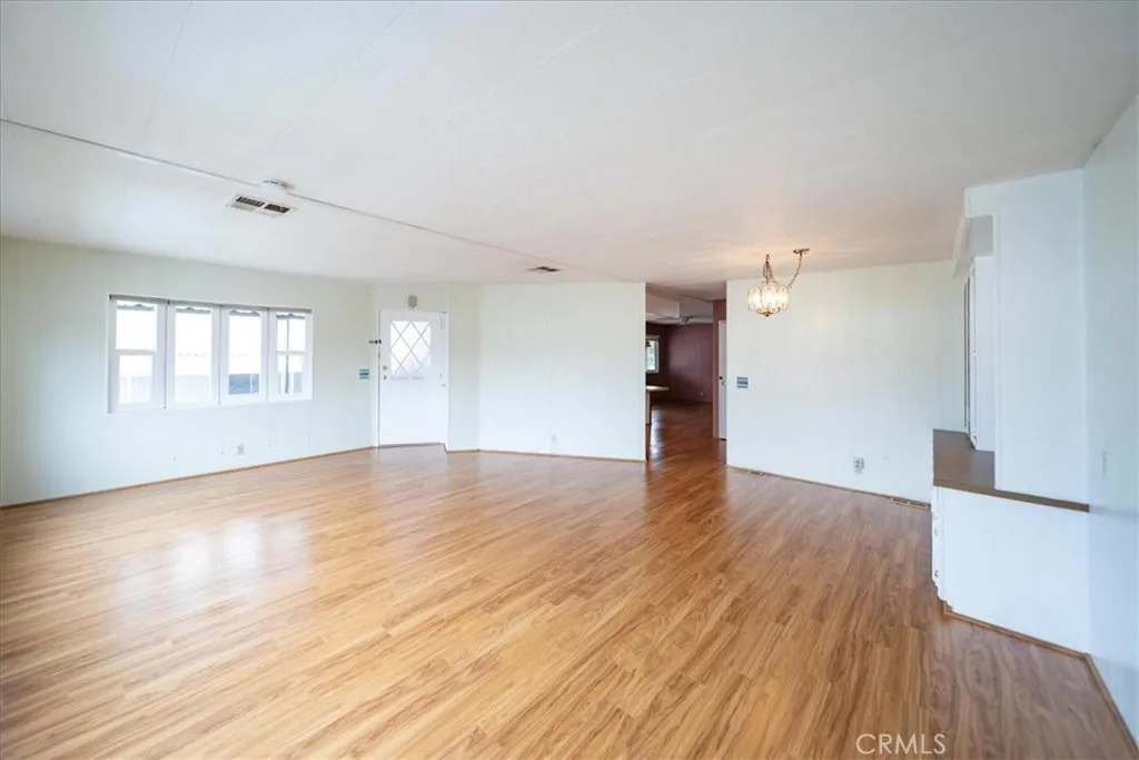 https://cdn.realtyfeed.com/cdn/127/306462064/704367aa1959d105dfa606c9848a03af.webp