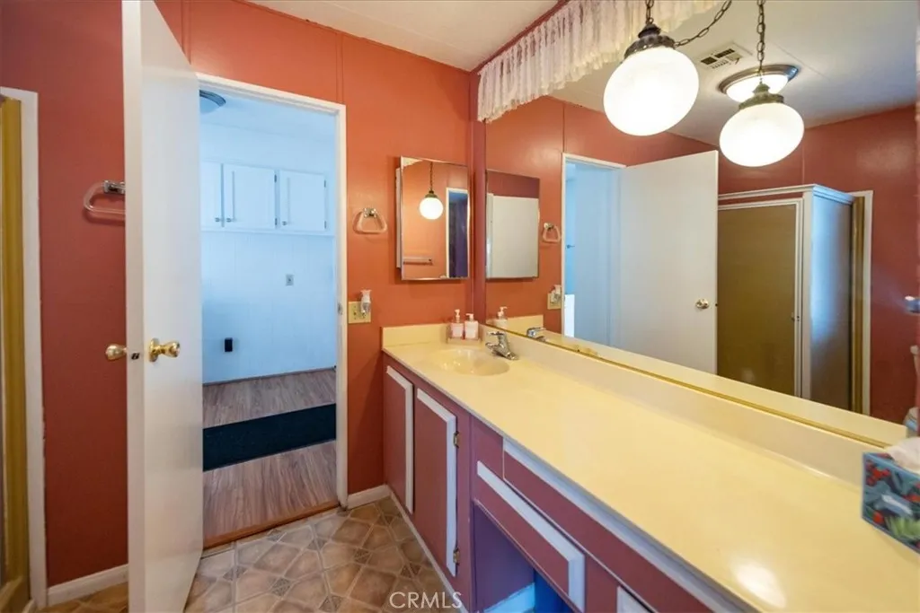 https://cdn.realtyfeed.com/cdn/127/306462064/8990b5d53f5924375532b60e38804300.webp
