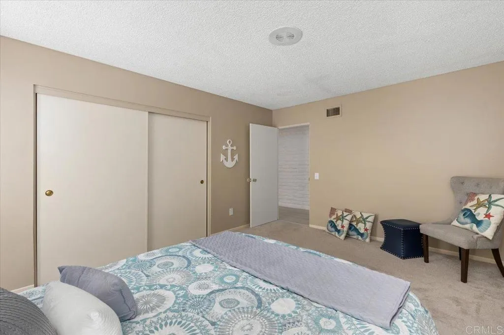 https://cdn.realtyfeed.com/cdn/127/306462162/79374baf09d143bcd0ec7f56d0449c9f.webp