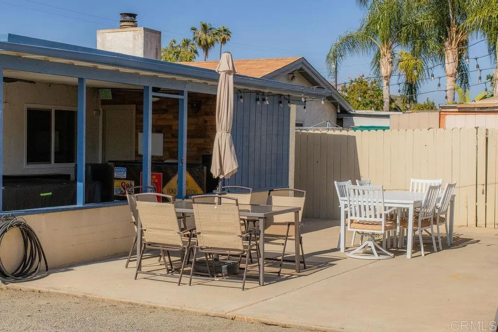 https://cdn.realtyfeed.com/cdn/127/306462441/11ca396d2781b6a18f73c2342ecdd063.webp