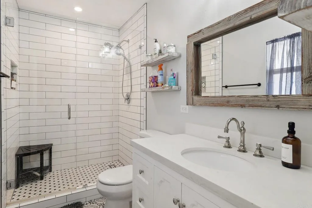 https://cdn.realtyfeed.com/cdn/127/306462441/f87de6cade40dbc248e11ccf0c70f988.webp