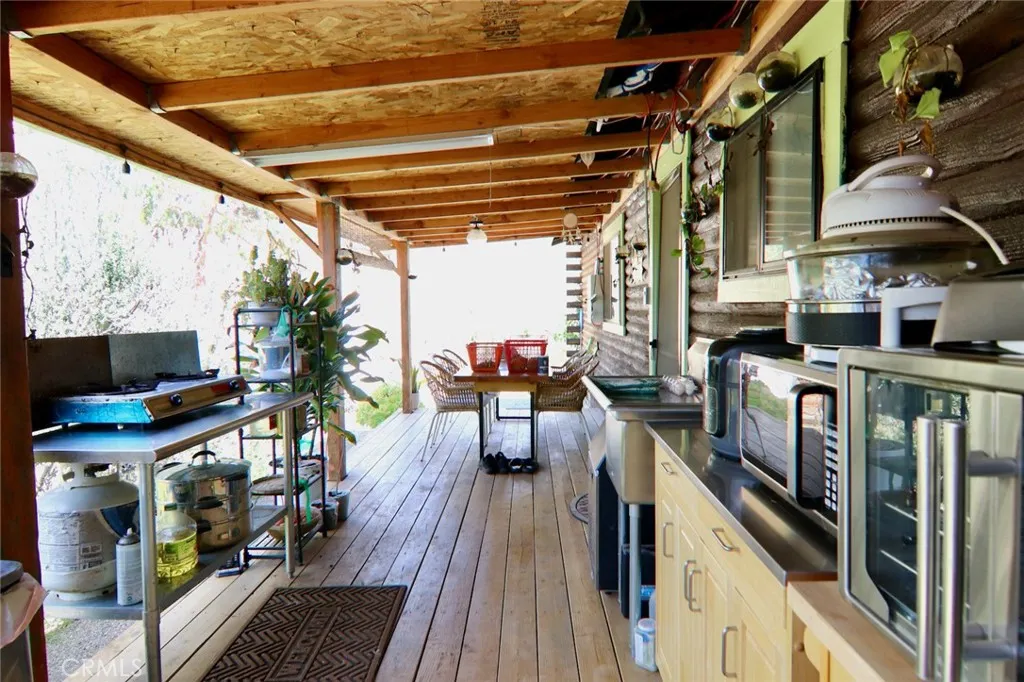 https://cdn.realtyfeed.com/cdn/127/306462484/5214246f770b1ec110087d9e69c46603.webp