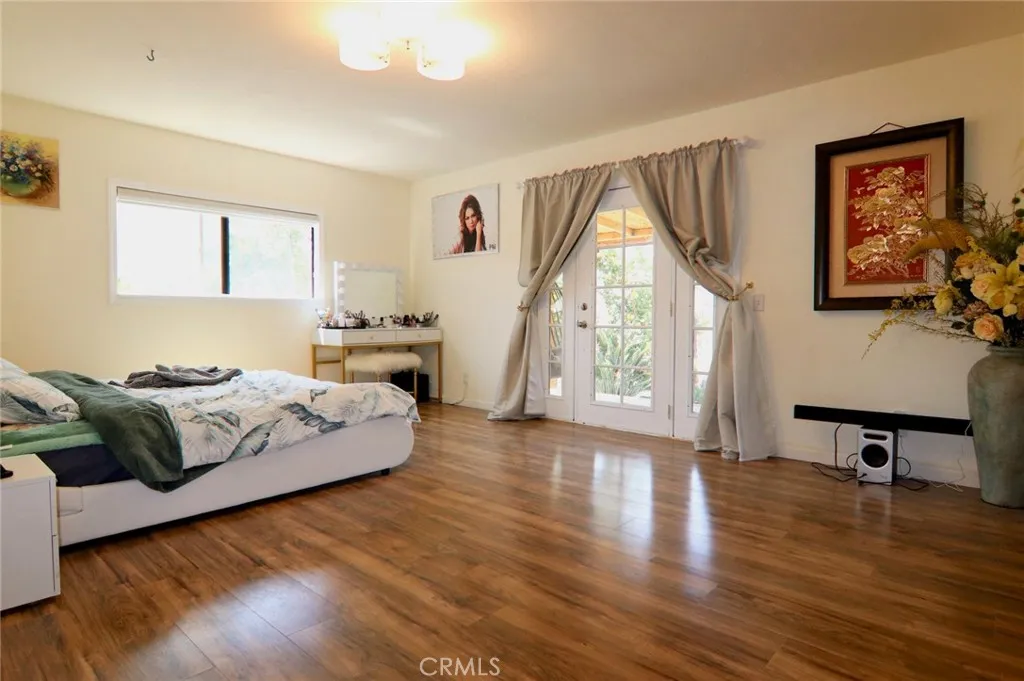 https://cdn.realtyfeed.com/cdn/127/306462484/5e0ebc894b18559fd2df1450a00bb155.webp