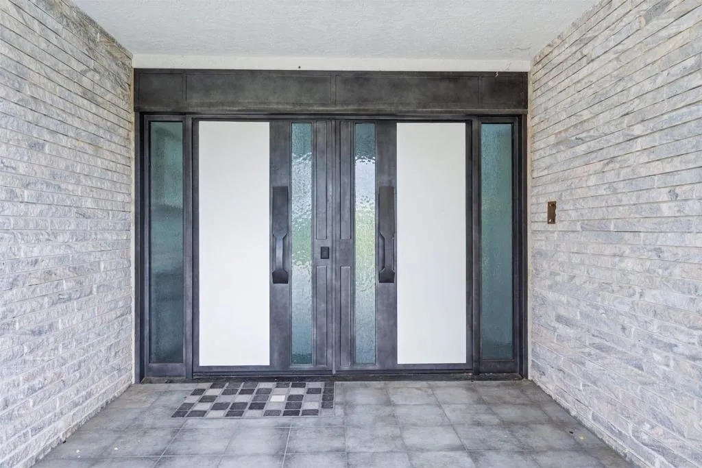 https://cdn.realtyfeed.com/cdn/127/306462492/b9abde0bde5254c827ae45fe38530c1d.webp