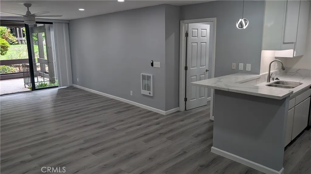 8640 Gulana Avenue Unit J1014, Playa del Rey, CA 90293