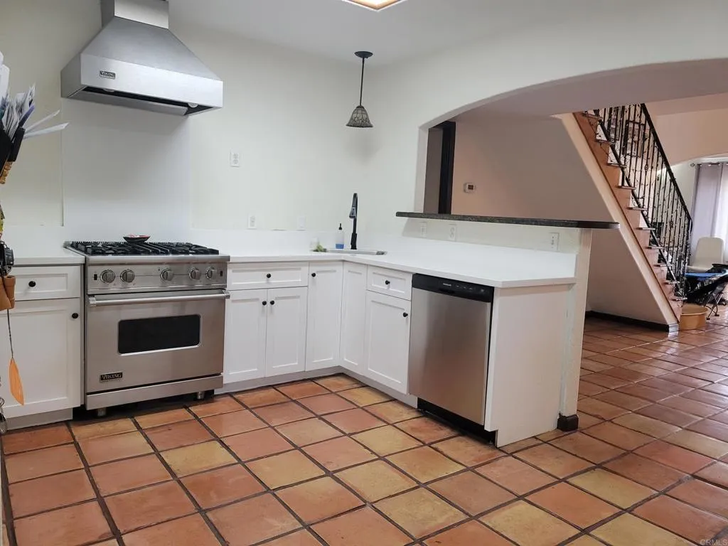 https://cdn.realtyfeed.com/cdn/127/306462812/3d9b50341049b124550e11f298b46960.webp