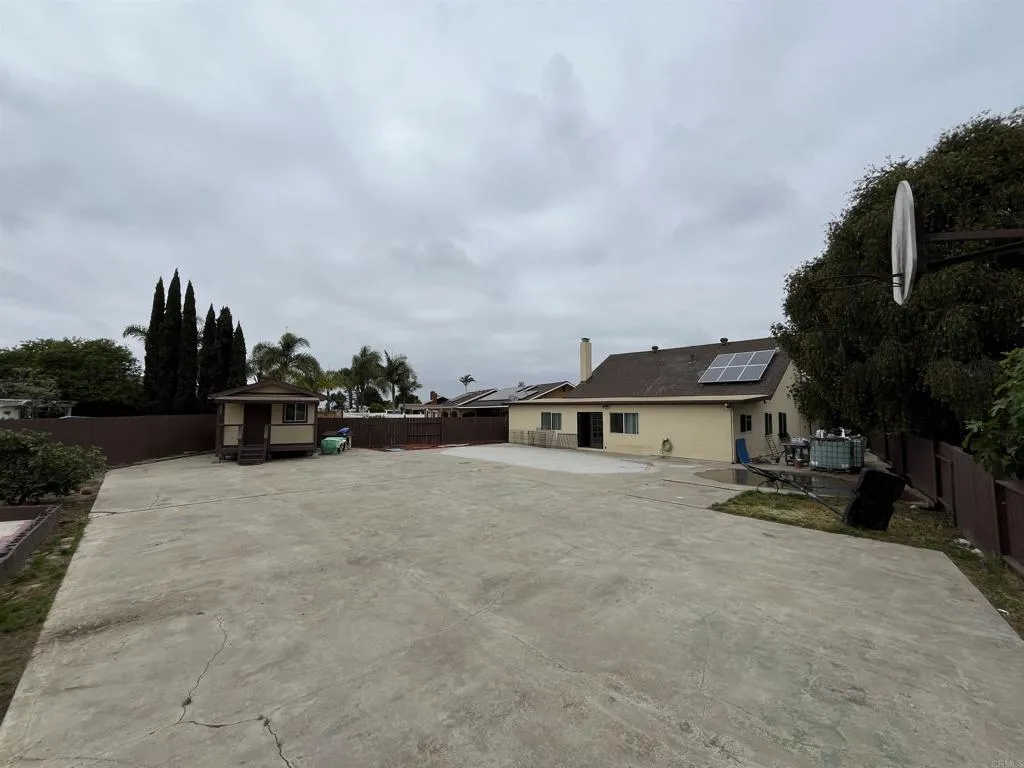 https://cdn.realtyfeed.com/cdn/127/306462812/c11a8cada748b77398e9ae8905215a21.webp