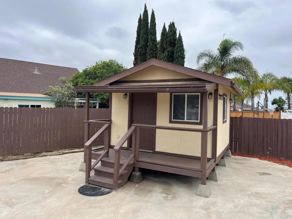 https://cdn.realtyfeed.com/cdn/127/306462812/c5cbf519c19f8e1187d0c1564a722906.webp