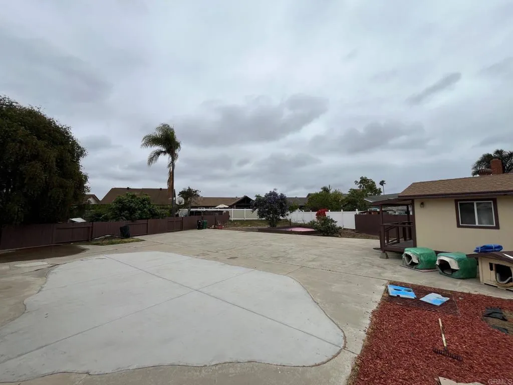 https://cdn.realtyfeed.com/cdn/127/306462812/c9ebb847baa1767036c8aeceab38000e.webp