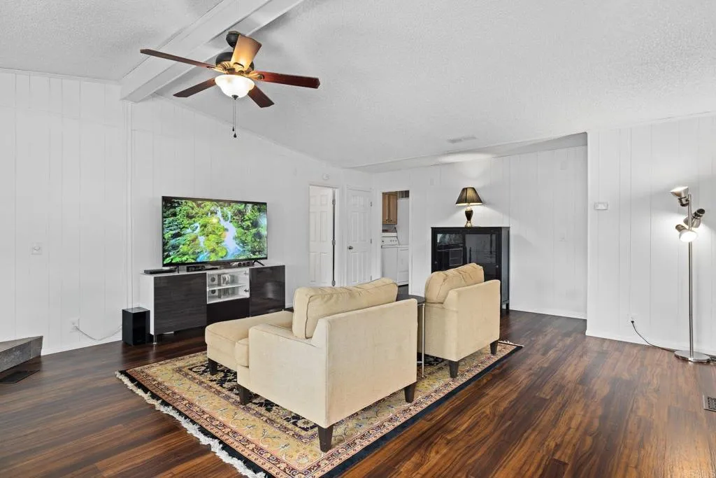 https://cdn.realtyfeed.com/cdn/127/306463220/10b5768aeeb495fac81788ff526a309f.webp