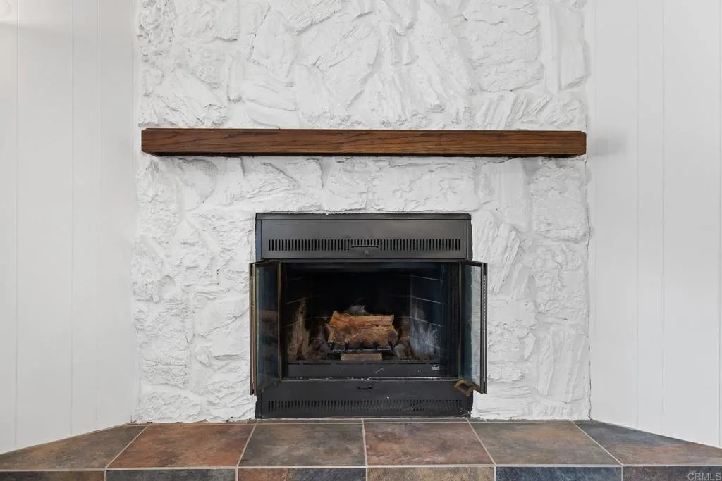 https://cdn.realtyfeed.com/cdn/127/306463220/6322f9652755813cabb4dbeded5e5c4b.webp