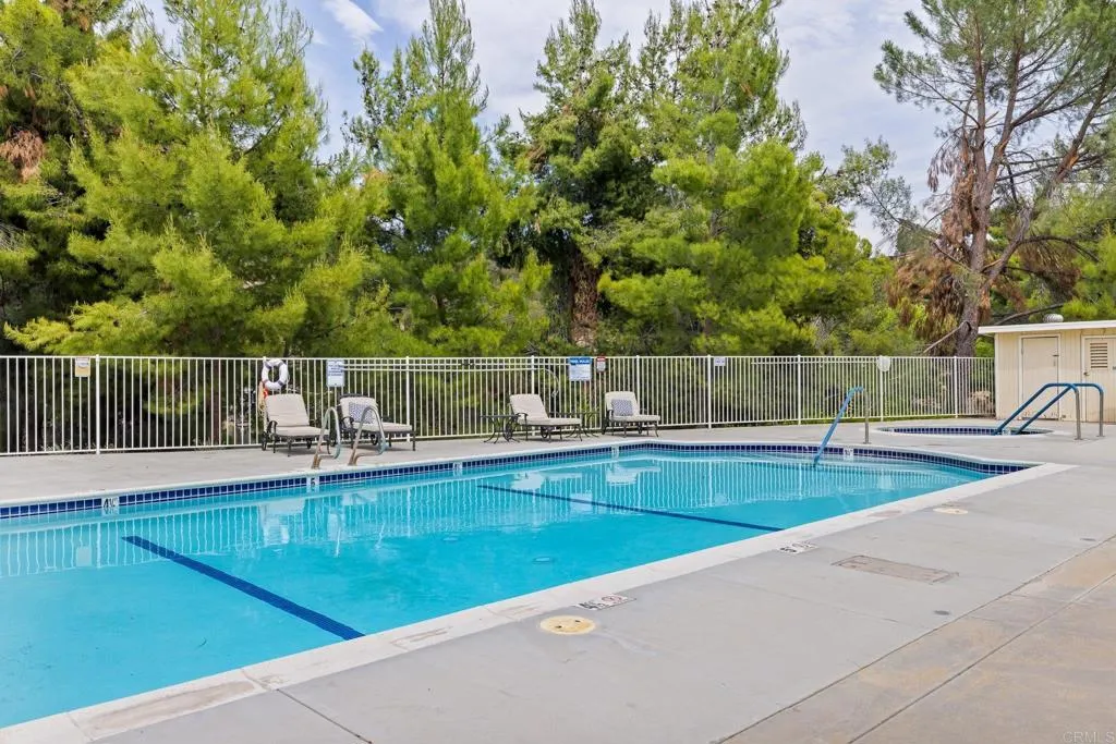 https://cdn.realtyfeed.com/cdn/127/306463220/d04dfedc1719a621460d887b83d695ba.webp