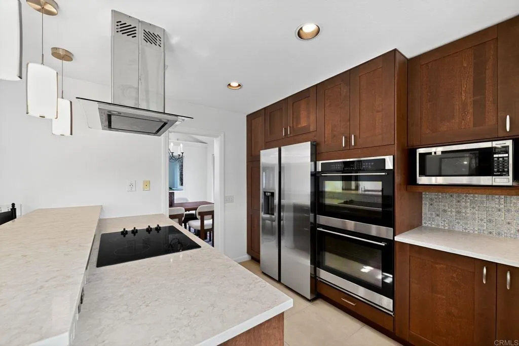 https://cdn.realtyfeed.com/cdn/127/306463223/48e8df7b81e4e8587861ffbf1d3d93f9.webp