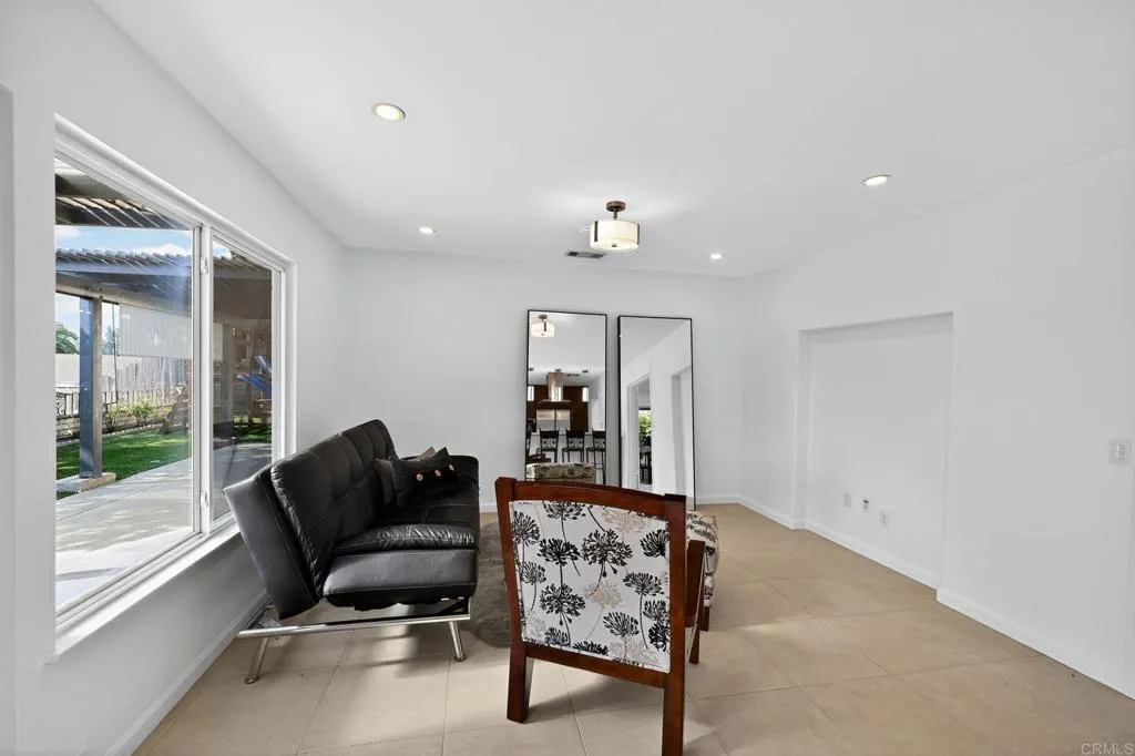 https://cdn.realtyfeed.com/cdn/127/306463223/7a0cbe704d07acac471161417a3c27f2.webp