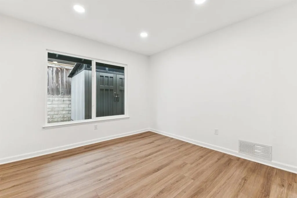 https://cdn.realtyfeed.com/cdn/127/306463223/b873346f51e5bba45a7e58f0472537d7.webp