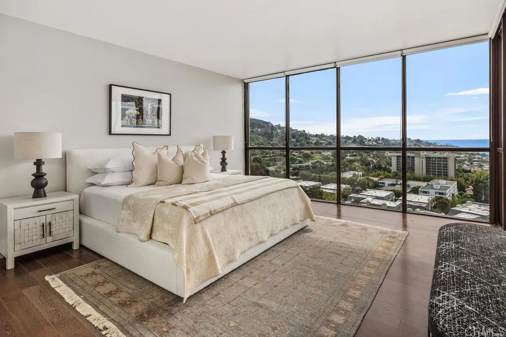 https://cdn.realtyfeed.com/cdn/127/306463224/6cd4b8fecef9c6477bc392ab10d3463f.webp