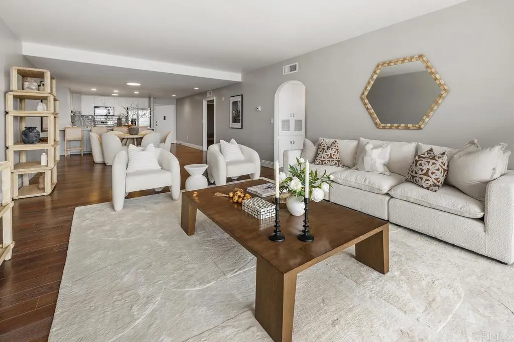 https://cdn.realtyfeed.com/cdn/127/306463224/6f72a63b28c8eb1923af8d4f965b35ef.webp