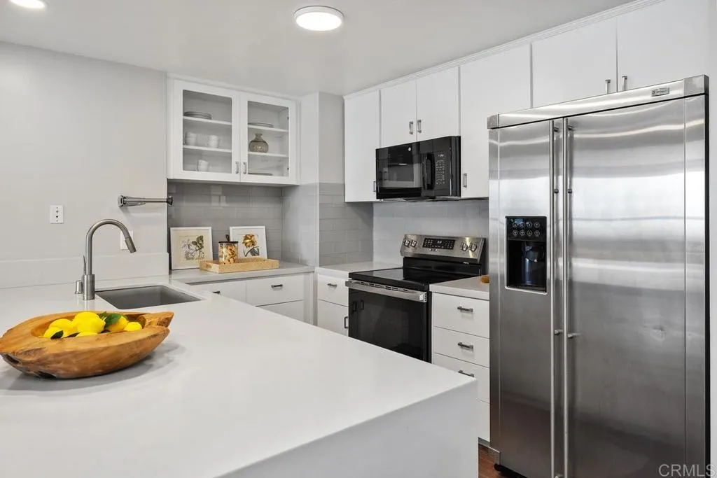 https://cdn.realtyfeed.com/cdn/127/306463224/8940df9058c4200a2f827bbf63fe0d5f.webp