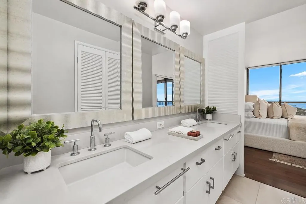 https://cdn.realtyfeed.com/cdn/127/306463224/96ddd2c1ea886bf40b6cb70d6a957ffc.webp