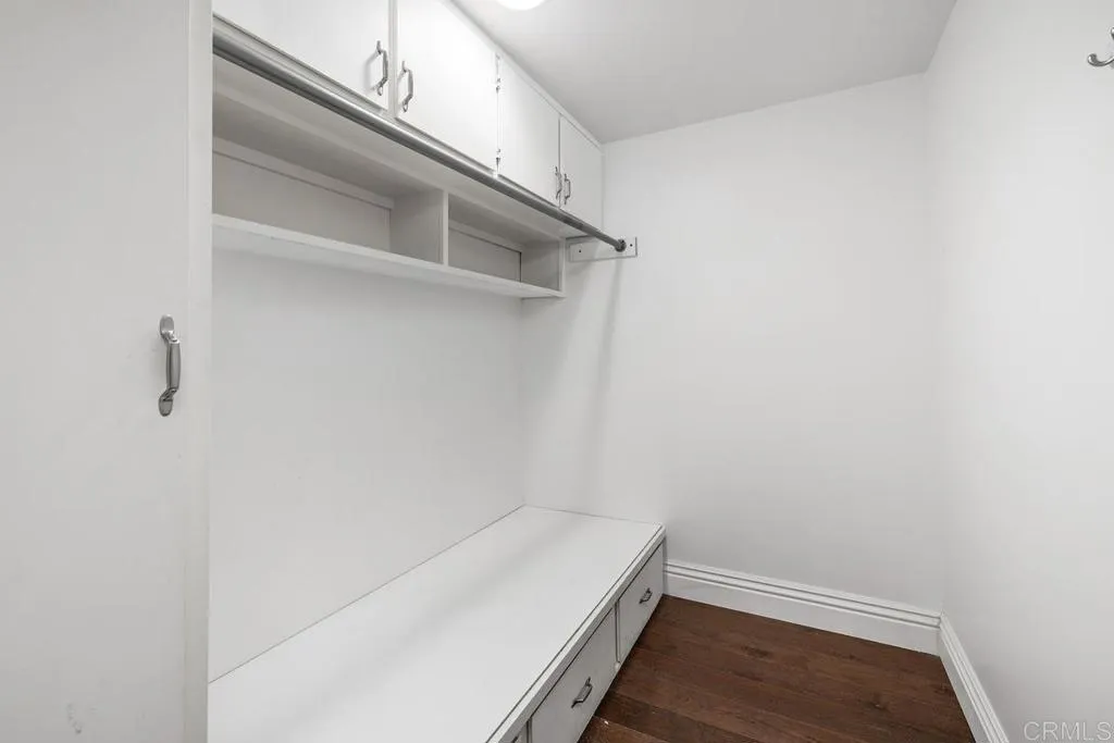 https://cdn.realtyfeed.com/cdn/127/306463224/abc1556306d370e521d1de4a9d6ec790.webp