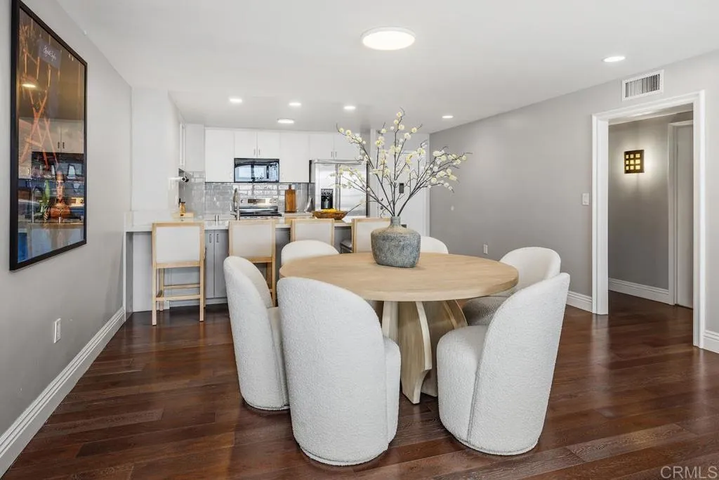 https://cdn.realtyfeed.com/cdn/127/306463224/ef4a9bda27fac75f5a06c26fbd1248a2.webp