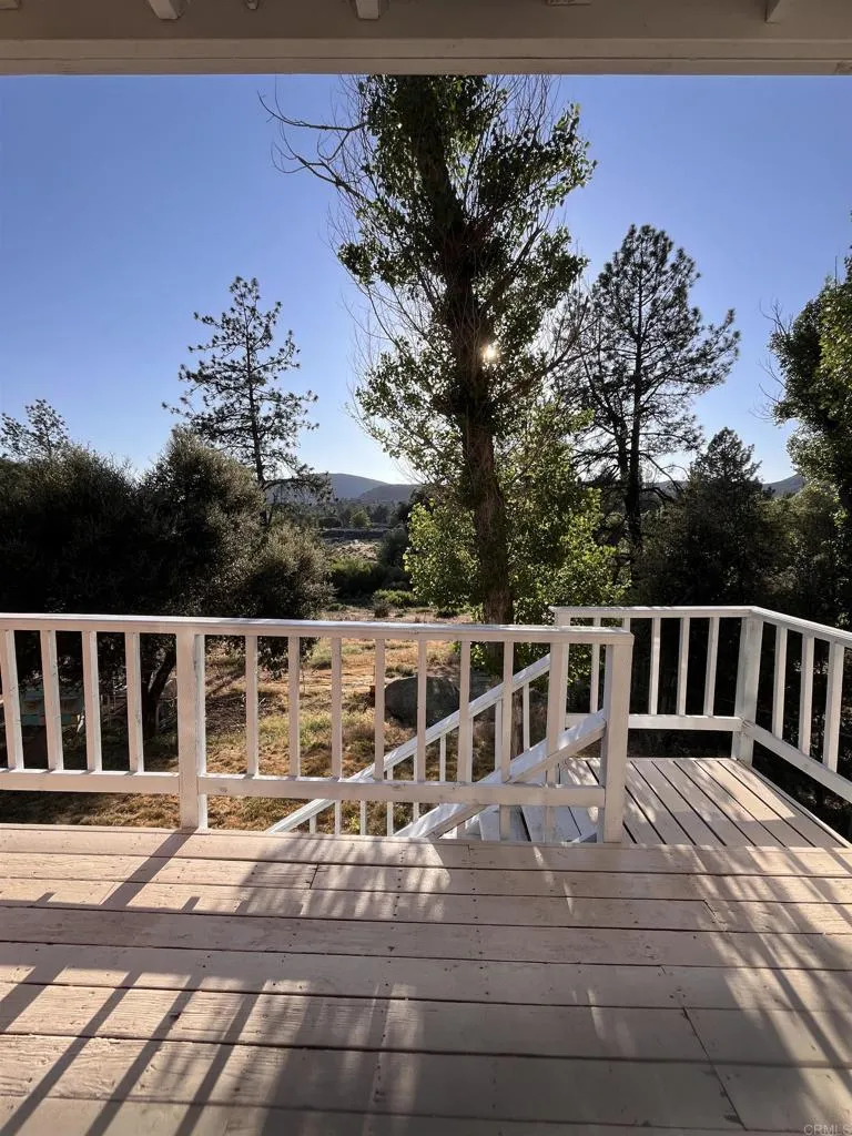 https://cdn.realtyfeed.com/cdn/127/306463227/d111bb968be9d89cabd84fa9201712e8.webp